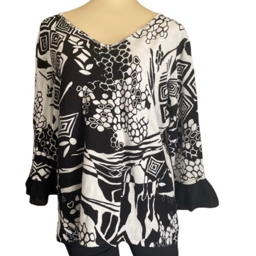 a la Carter blouse women’s size large black-white  top 3/4 sleeve ruffle - Picture 4 of 15